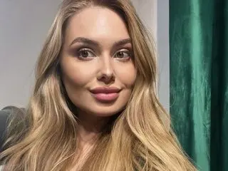 Amateur AnnaLunas