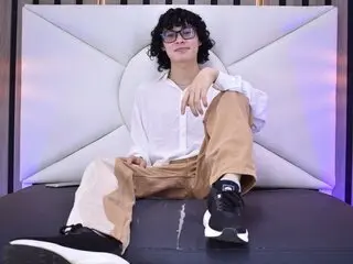 Live BryanArias