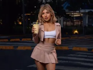 Jasmin CorinaBaker