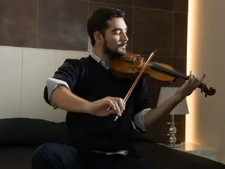 Live FranzZusak