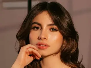 Pussy LauriSweet